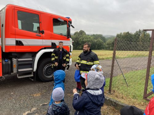 Fotoalbum Dopoledne s hasiči Červený Kostelec Lhota