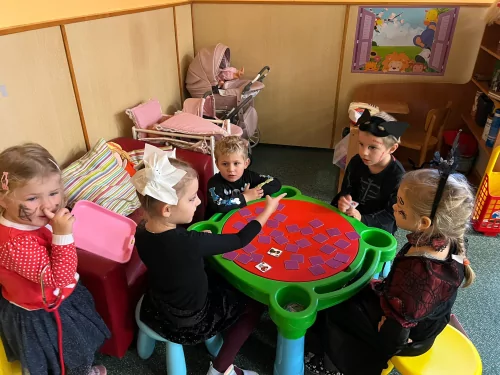 Fotogalerie MŠ Červená Hora - Halloweenské dění, foto 7/22