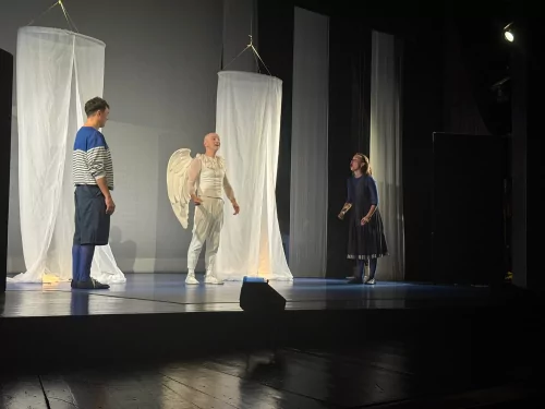 Fotogalerie MŠ Červená Hora - Divadlo Drak-To je andělení, foto 5/6