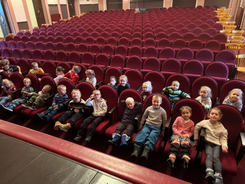 Fotogalerie MŠ Červená Hora - Divadlo Drak-To je andělení, foto 6/6