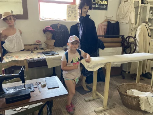 Fotogalerie MŠ Červená Hora - Výlet Kuks, foto 16/62