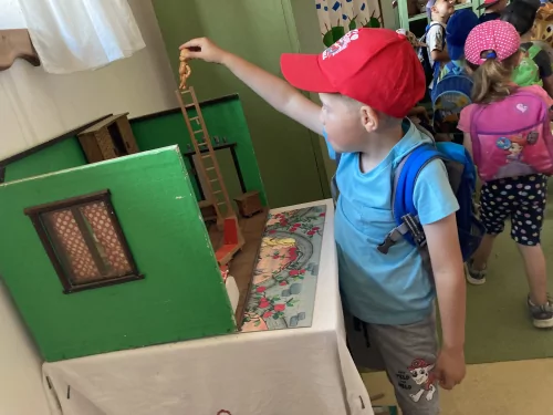 Fotogalerie MŠ Červená Hora - Výlet Kuks, foto 28/62