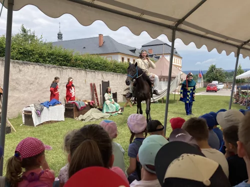 Fotogalerie MŠ Červená Hora - Výlet Kuks, foto 34/62