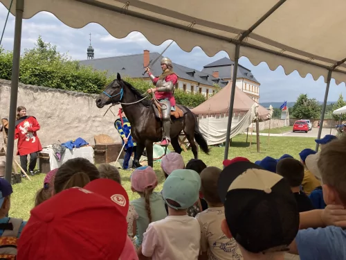 Fotogalerie MŠ Červená Hora - Výlet Kuks, foto 35/62
