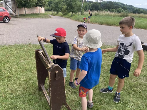Fotogalerie MŠ Červená Hora - Výlet Kuks, foto 54/62
