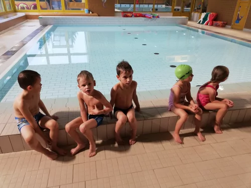 Fotogalerie MŠ Červená Hora - Plavecký kurz Náchod - 13.listopadu 2019 - 29. ledna 2020, foto 2/29