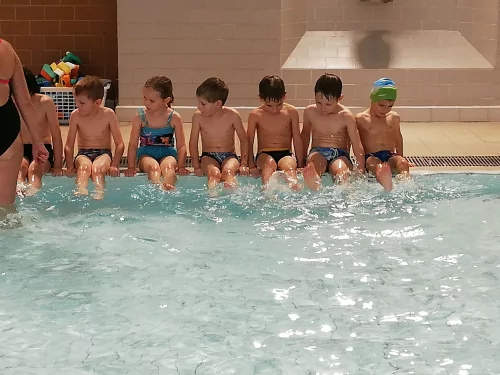 Fotogalerie MŠ Červená Hora - Plavecký kurz Náchod - 13.listopadu 2019 - 29. ledna 2020, foto 11/29