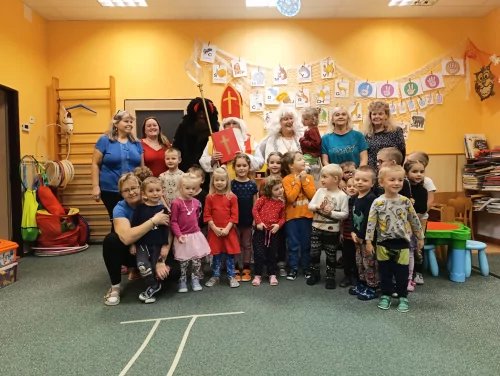 Fotogalerie MŠ Červená Hora - Mikuláš 2025, foto 2/23