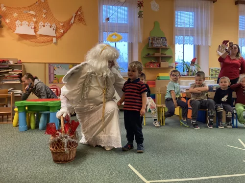 Fotogalerie MŠ Červená Hora - Mikuláš 2025, foto 13/23