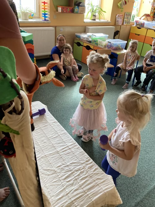 Fotogalerie MŠ Červená Hora - Divadlo O líném jazýčku, foto 6/12