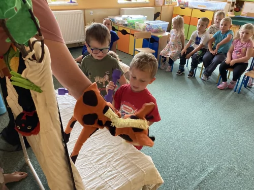 Fotogalerie MŠ Červená Hora - Divadlo O líném jazýčku, foto 9/12