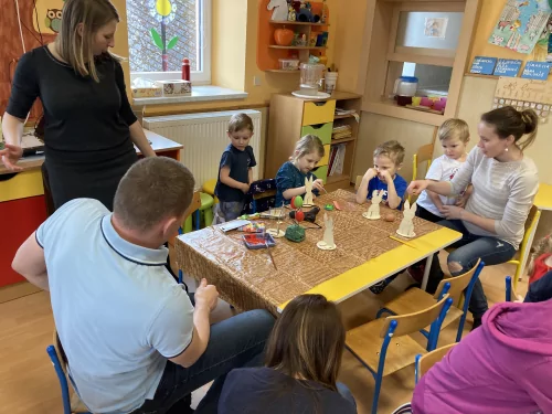 Fotogalerie MŠ Červená Hora - Velikonoce a dílna s rodiči, foto 12/19