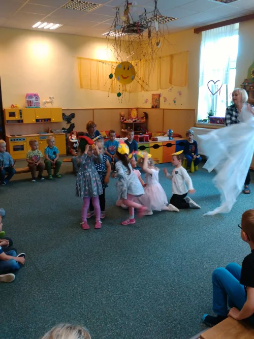 Fotogalerie MŠ Červená Hora - Besídka pro maminky - květen, foto 12/29