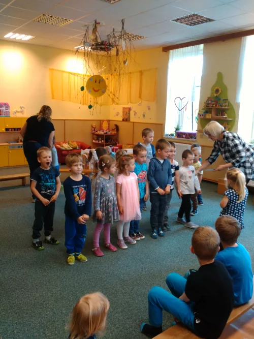 Fotogalerie MŠ Červená Hora - Besídka pro maminky - květen, foto 20/29