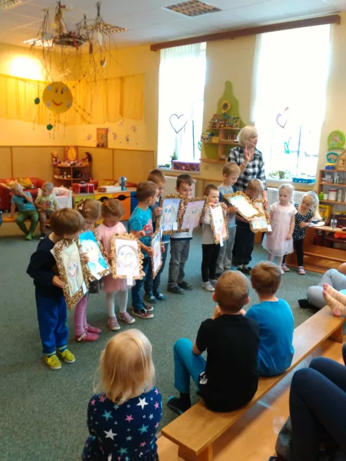 Fotogalerie MŠ Červená Hora - Besídka pro maminky - květen, foto 22/29