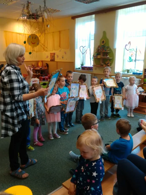 Fotogalerie MŠ Červená Hora - Besídka pro maminky - květen, foto 23/29