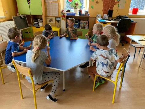 Fotogalerie MŠ Červená Hora - Rozloučení s Kristýnkou, Renčou, Adélkou, foto 2/8