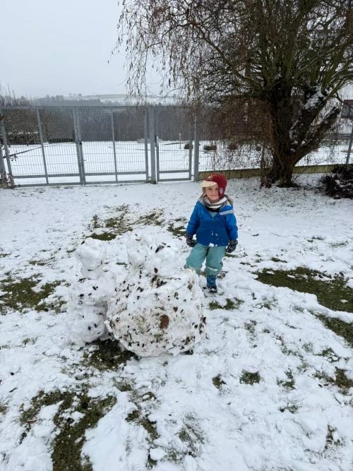 Fotogalerie MŠ Červená Hora - První hrátky se sněhem, foto 6/10