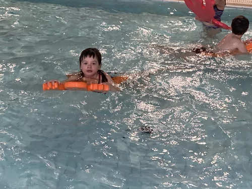 Fotogalerie MŠ Červená Hora - Plavání -5.hodina a poslední, foto 17/20