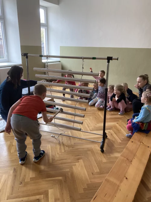 Fotogalerie MŠ Červená Hora - Jak se budí petrklíče, foto 5/8