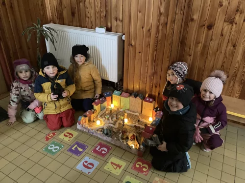 Fotogalerie MŠ Červená Hora - Na štědrý den, foto 2/24
