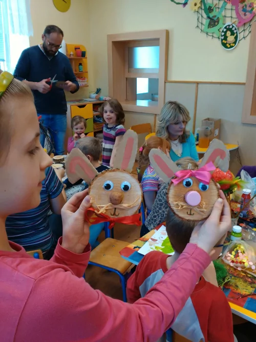 Fotogalerie MŠ Červená Hora - Velikonoce dílna s rodiči- březen, foto 9/15