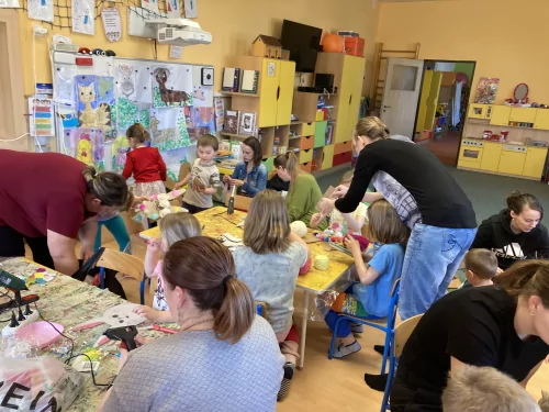 Fotogalerie MŠ Červená Hora - Velikonoční dílna s rodiči 2025, foto 14/20