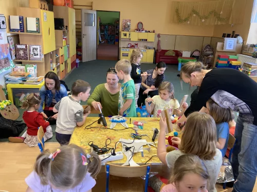 Fotogalerie MŠ Červená Hora - Velikonoční dílna s rodiči 2025, foto 17/20