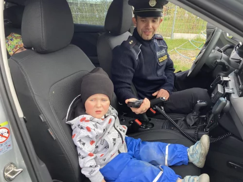 Fotogalerie MŠ Červená Hora - Dopoledne s policií ČR, foto 22/26