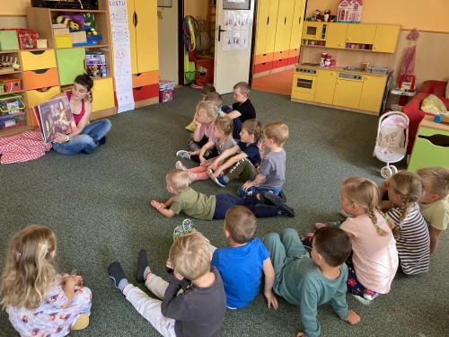 Fotogalerie MŠ Červená Hora - Den dětí s knihovnicí Kristýnkou, foto 4/21