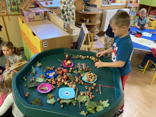 Fotogalerie MŠ Červená Hora - Střípky v MŠ říjen 2025, foto 10/14