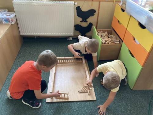 Fotogalerie MŠ Červená Hora - Střípky v MŠ září 2025, foto 16/18