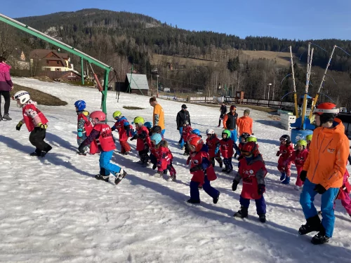 Fotogalerie MŠ Červená Hora - Lyžařský kurz Jánské Lázně 2025, foto 13/29