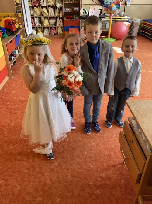 Fotogalerie MŠ Červená Hora - A byla svatba, foto 4/18