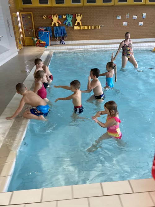 Fotogalerie MŠ Červená Hora - První plavání, foto 3/9