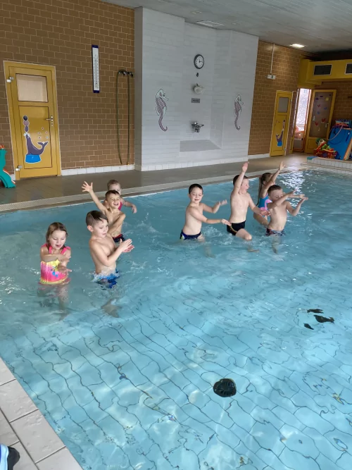 Fotogalerie MŠ Červená Hora - První plavání, foto 4/9