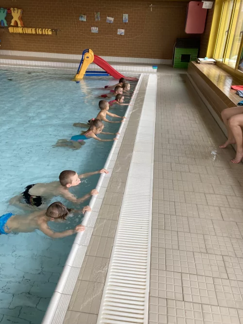 Fotogalerie MŠ Červená Hora - První plavání, foto 8/9