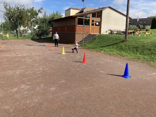 Fotogalerie MŠ Červená Hora - První  fotbalové aktivity, foto 6/9