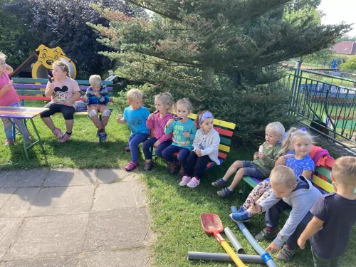 Fotogalerie MŠ Červená Hora - Návštěva MŠ Studánka a hasiči SDH Lhota Červený Kostelec, foto 9/20