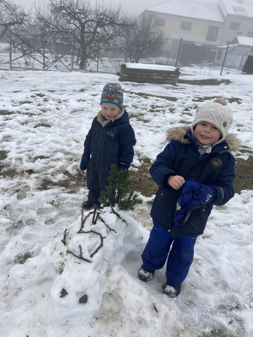 Fotogalerie MŠ Červená Hora - Vánoce, u stromečku, foto 7/21