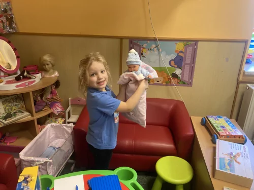 Fotogalerie MŠ Červená Hora - Vánoce, u stromečku, foto 20/21