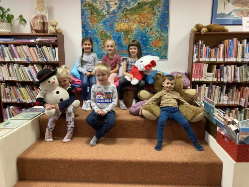 Fotogalerie MŠ Červená Hora - Exkurze v knihovně v Červeném Kostelci, foto 18/18