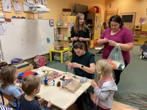 Fotogalerie MŠ Červená Hora - Vánoční dílna s rodiči 2024, foto 4/19