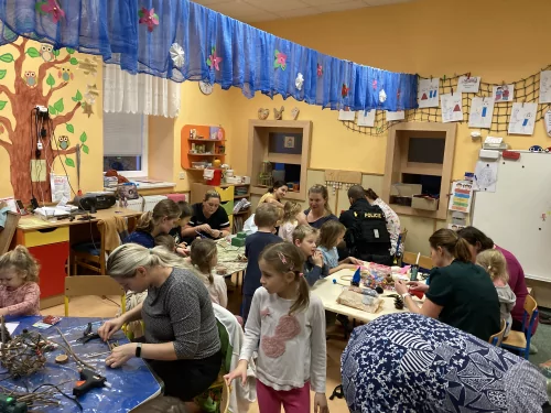 Fotogalerie MŠ Červená Hora - Vánoční dílna s rodiči 2024, foto 8/19