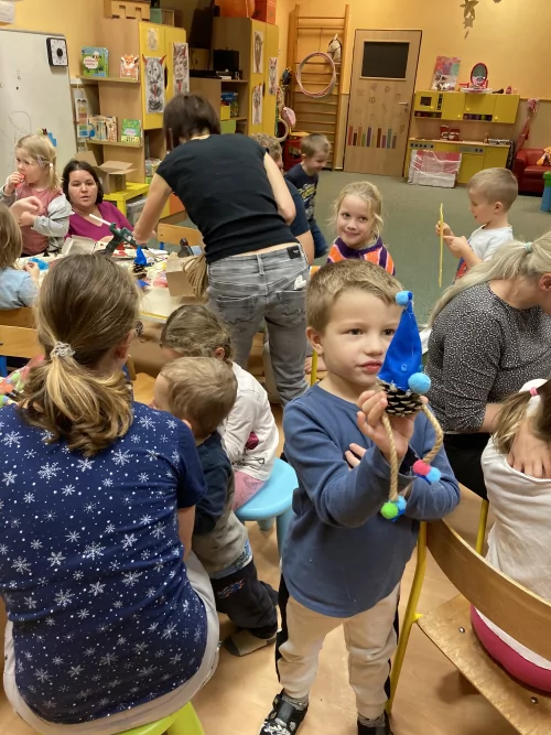 Fotogalerie MŠ Červená Hora - Vánoční dílna s rodiči 2024, foto 14/19