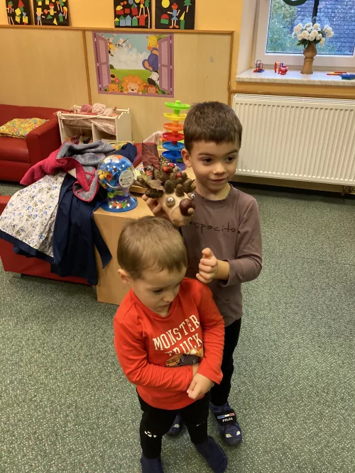 Fotogalerie MŠ Červená Hora - Dílna s rodiči- Ježek, foto 11/15