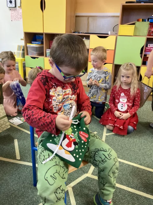 Fotogalerie MŠ Červená Hora - Štědrý den v naší školce 2025, foto 20/25