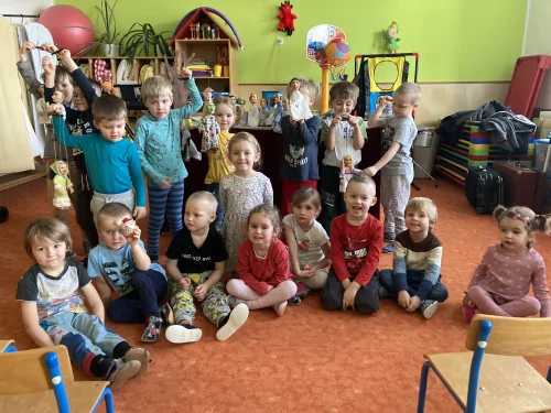 Fotogalerie MŠ Červená Hora - Divadlo v MŠ O dvanácti měsíčkách, foto 10/10