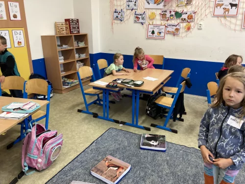 Fotogalerie MŠ Červená Hora - Předškoláci ve škole u prvňáčků v Červeném Kostelci, foto 12/30