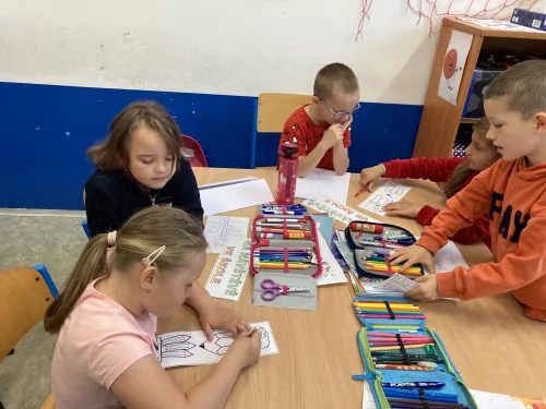 Fotogalerie MŠ Červená Hora - Předškoláci ve škole u prvňáčků v Červeném Kostelci, foto 14/30